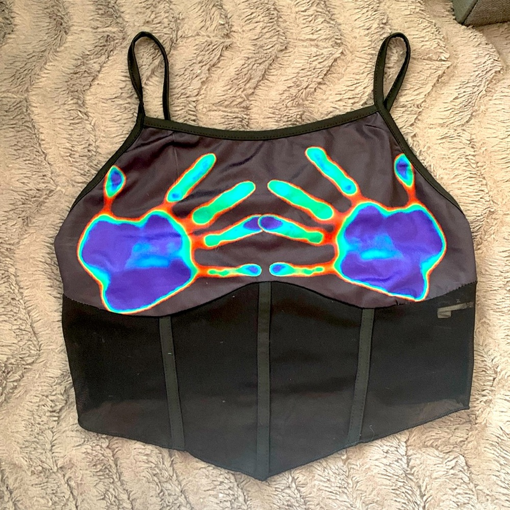 Black Crop Tank Top with Thermal Handprint Graphic